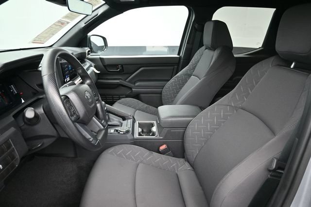 Certified 2026 Toyota Tacoma SR5 AWD/4WD image 25