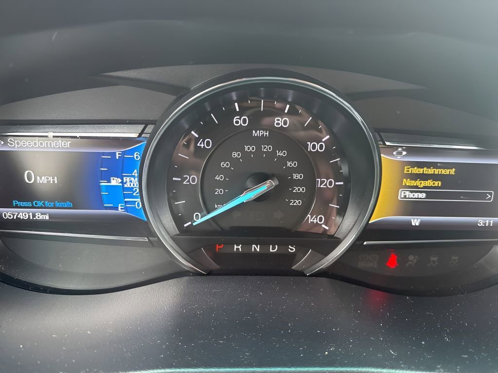 Used 2016 Ford Explorer XLT w/ Equipment Group 202A image 9