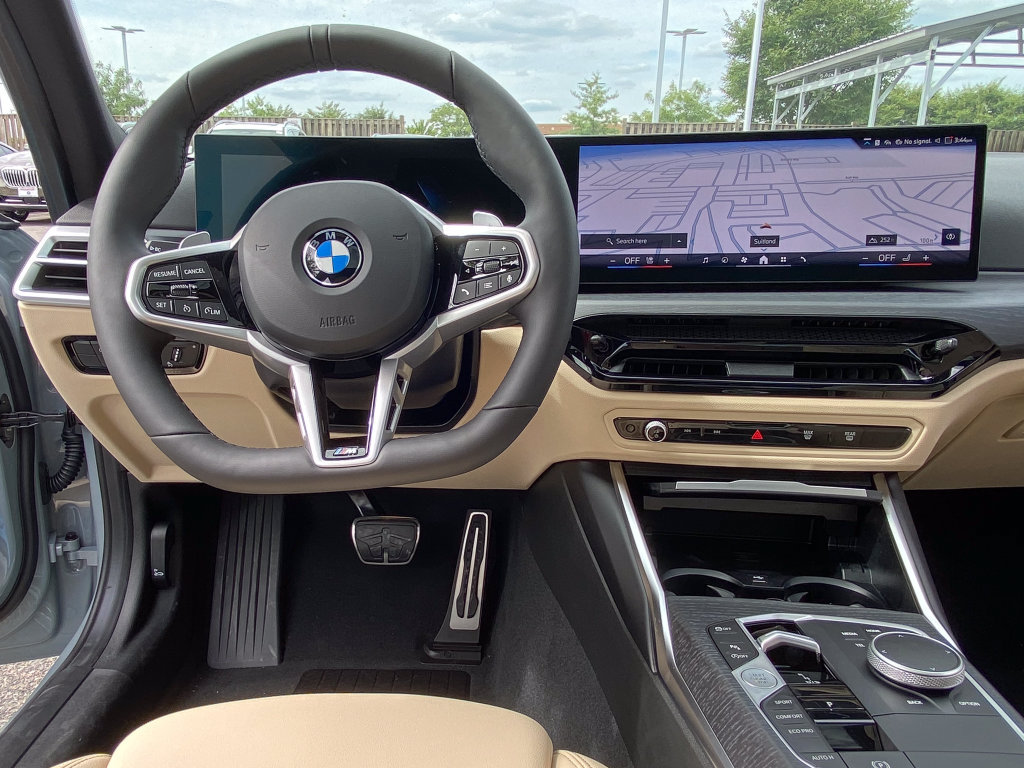 New 2026 BMW 330i xDrive Sedan w/ M Sport Package AWD/4WD image 16