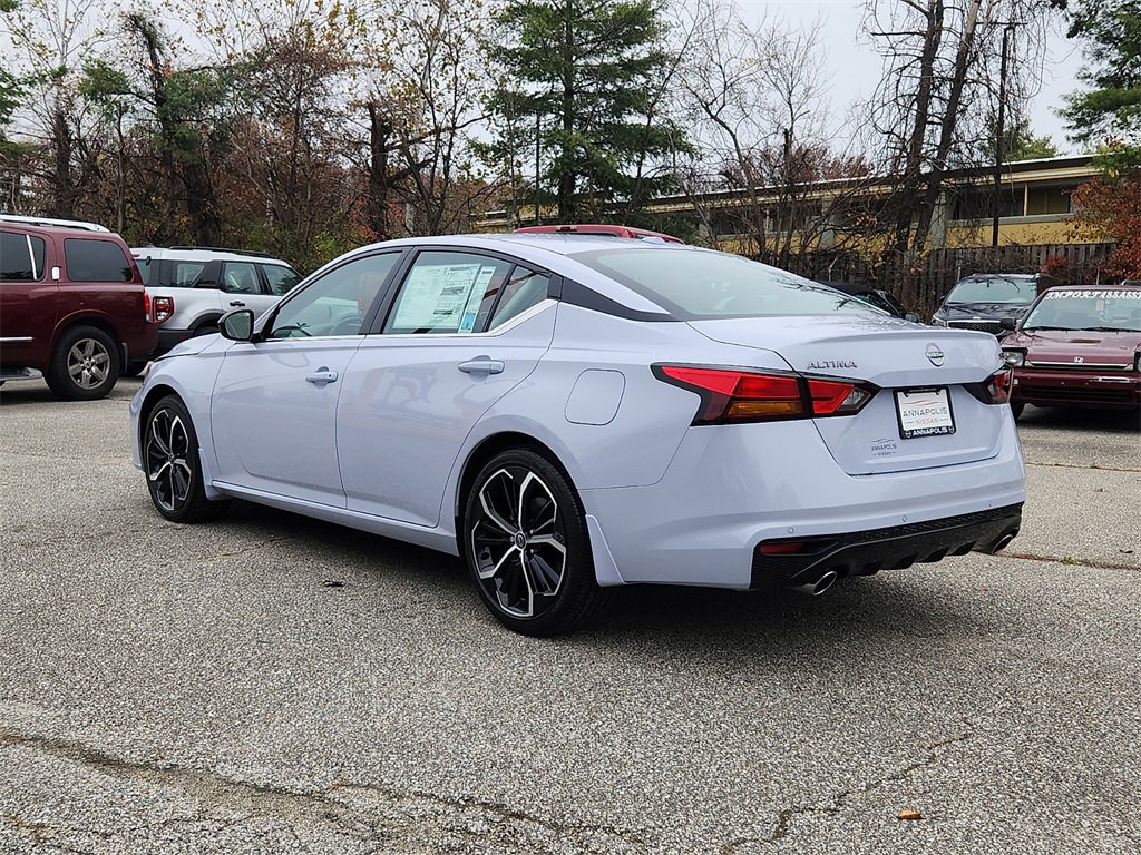 New 2025 Nissan Altima 2.5 SR w/ SR Premium Package video 3