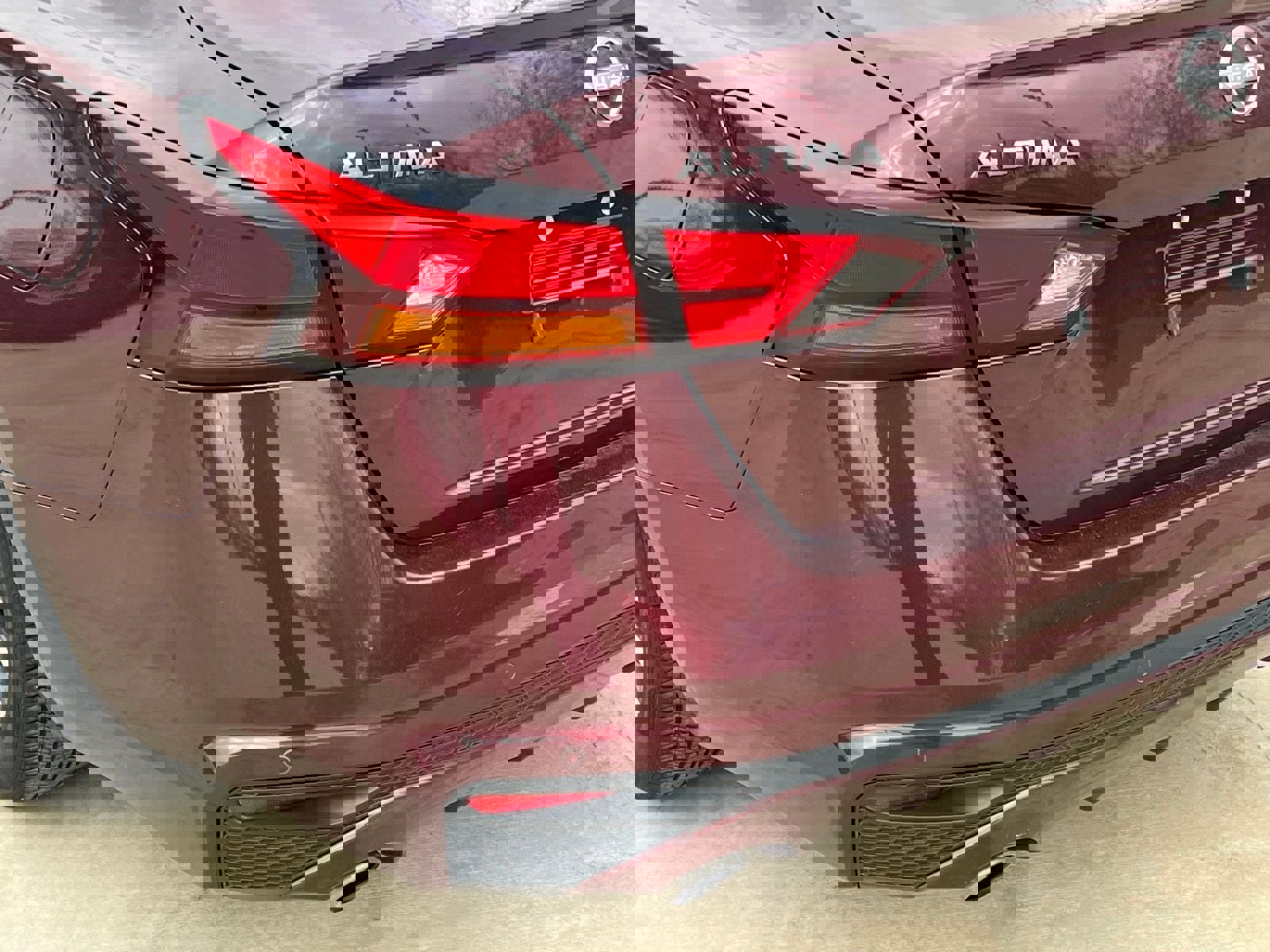 Used 2024 Nissan Altima 2.5 SV w/ SV Premium Package image 13