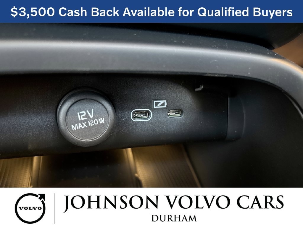 New 2026 Volvo XC40 B5 Plus w/ Climate Package AWD/4WD image 13
