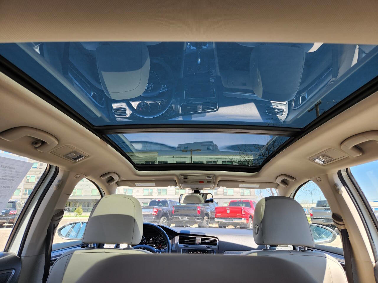 Used 2017 Volkswagen Golf Alltrack SE image 18