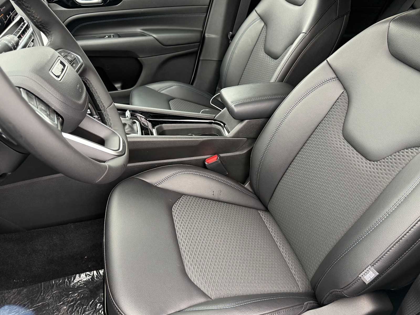 New 2026 Jeep Compass Latitude AWD/4WD image 4