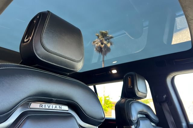 Used 2024 Rivian R1S Adventure AWD/4WD image 20