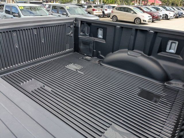 New 2025 Ford F150 Lariat w/ Equipment Group 502A High image 12