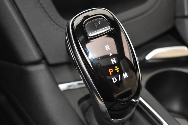 Used 2023 Cadillac XT5 Sportv w/ Technology Package image 32