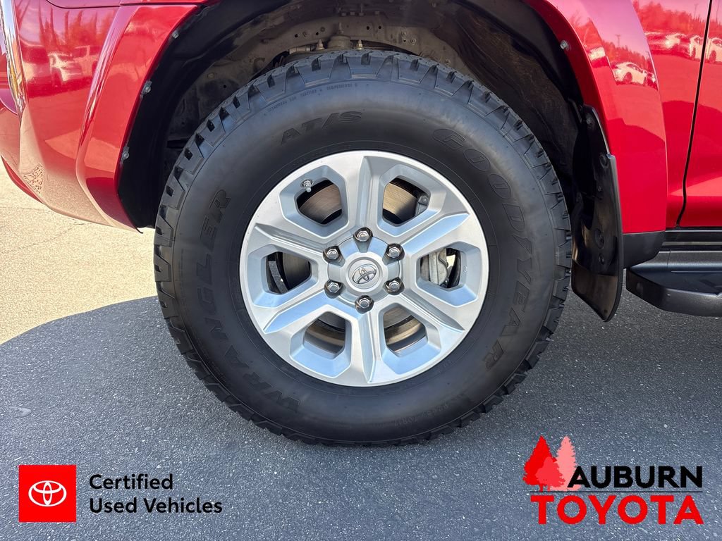 Certified 2021 Toyota 4Runner SR5 Premium AWD/4WD image 9