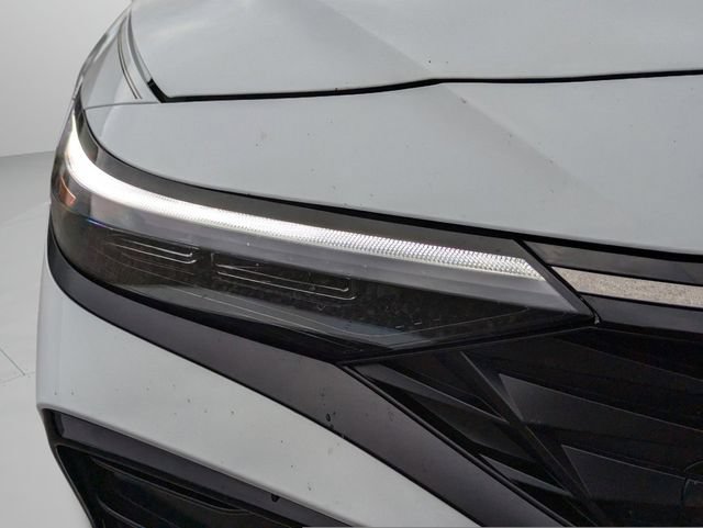Certified 2025 Hyundai Elantra SEL FWD image 31
