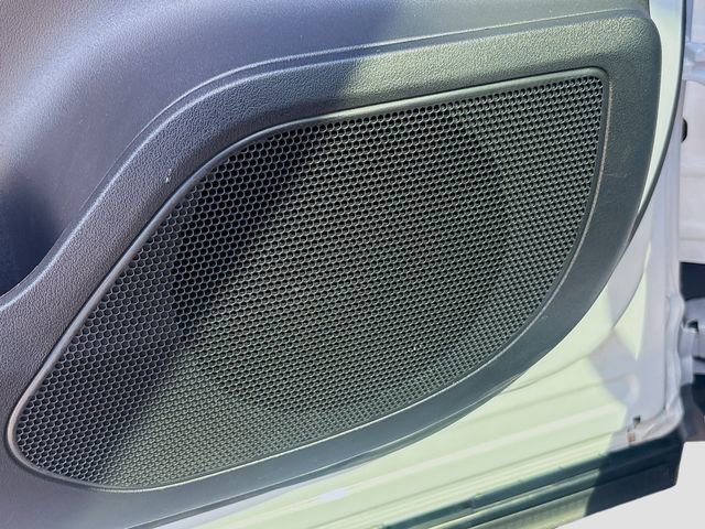 Used 2020 Jaguar F-PACE SVR image 24