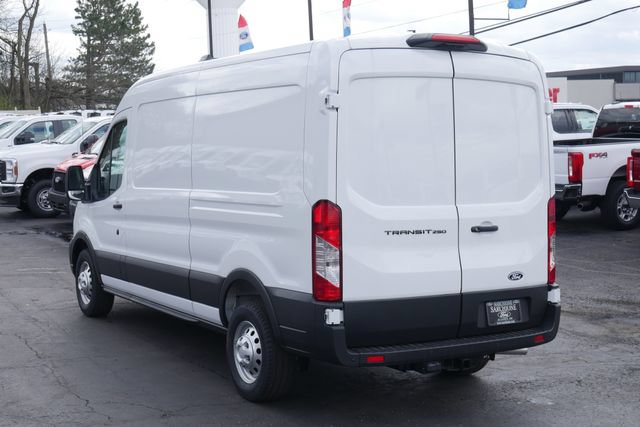 New 2026 Ford Transit 250 148 Medium Roof RWD image 8