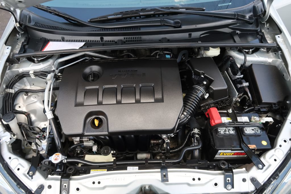 Used 2019 Toyota Corolla SE FWD image 13