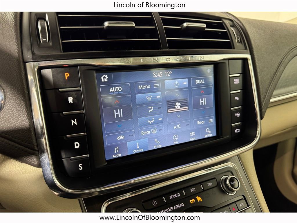 Used 2020 Lincoln Continental Reserve image 41