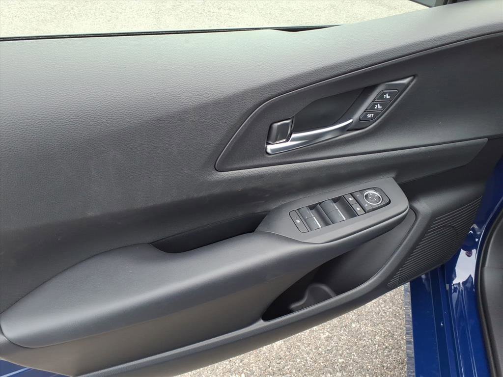 New 2026 Toyota Prius XSE Premium image 9