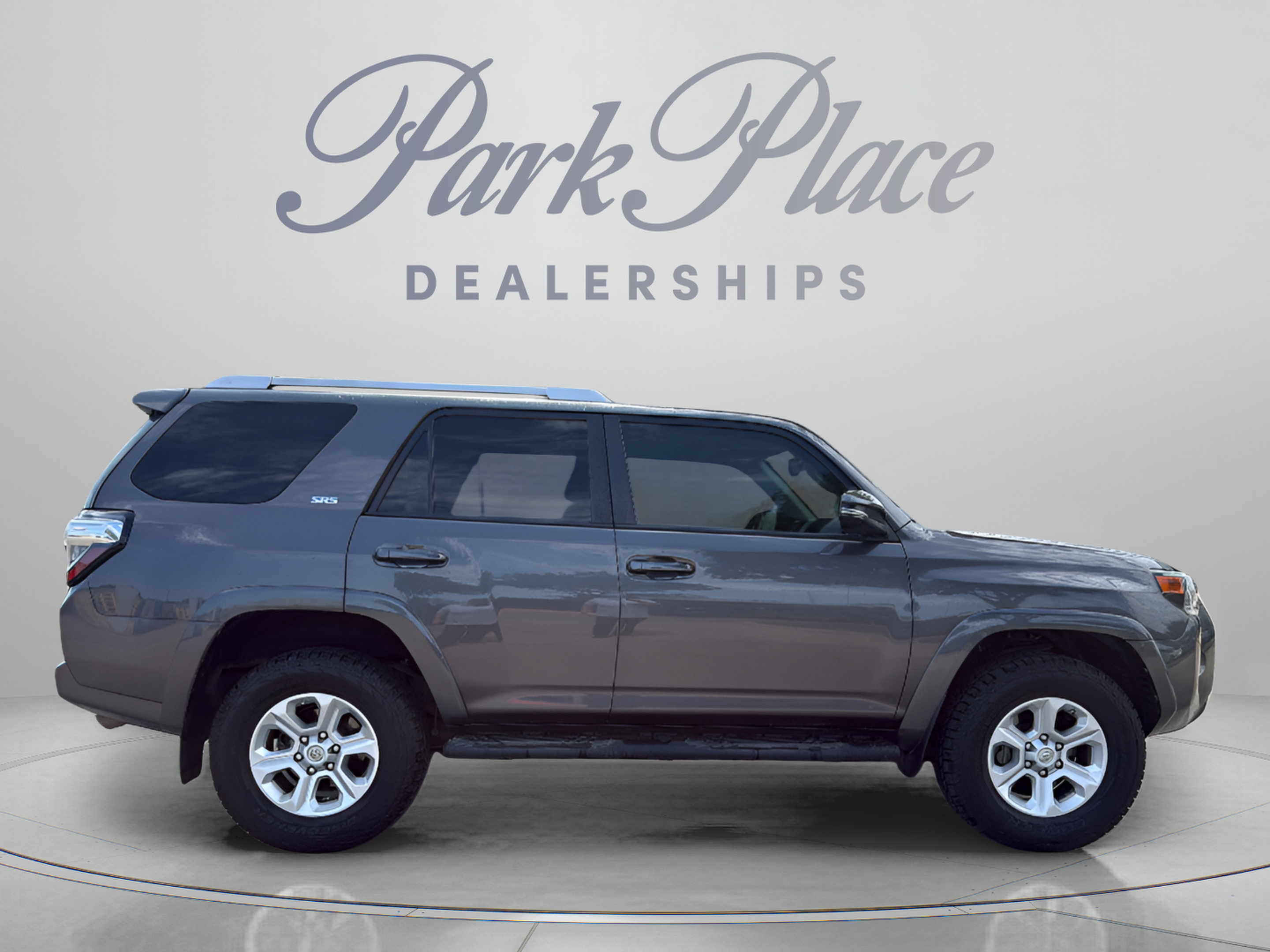 Used 2018 Toyota 4Runner SR5 Premium AWD/4WD image 6