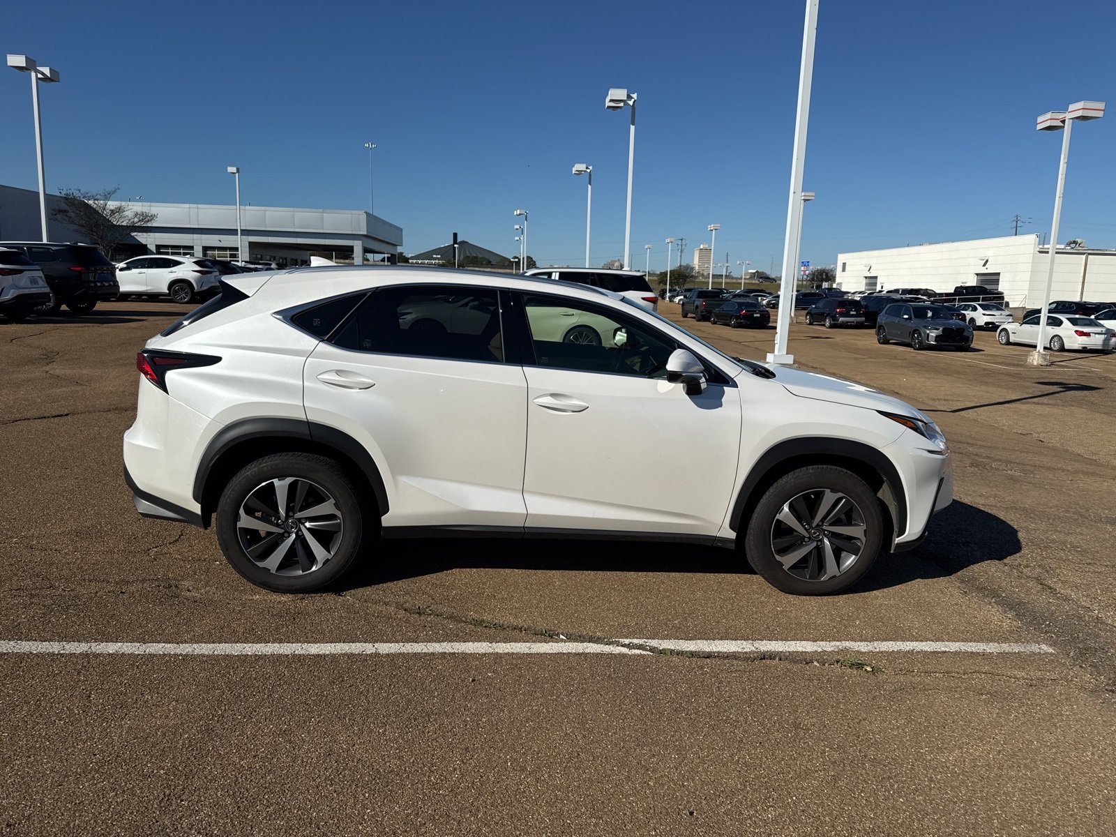 Used 2019 Lexus NX 300 FWD image 4