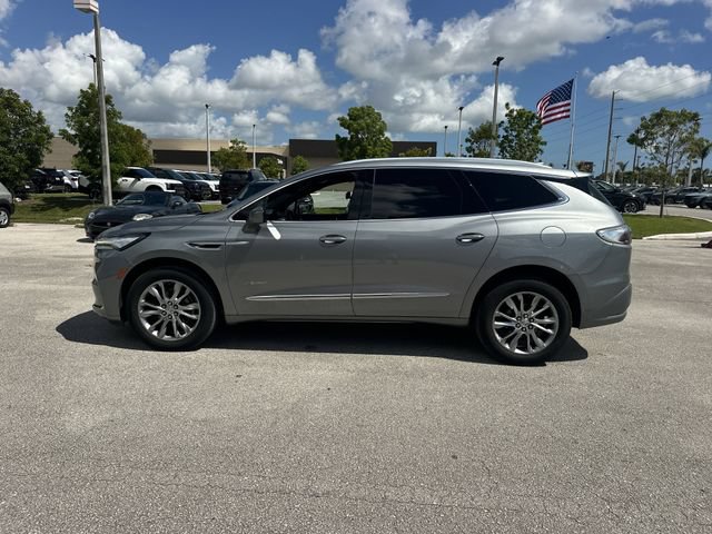 Used 2023 Buick Enclave Avenir w/ Avenir Technology Package FWD image 27