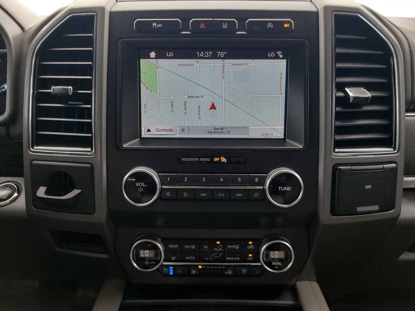 Used 2019 Ford Expedition XLT w/ Equipment Group 202A RWD image 14