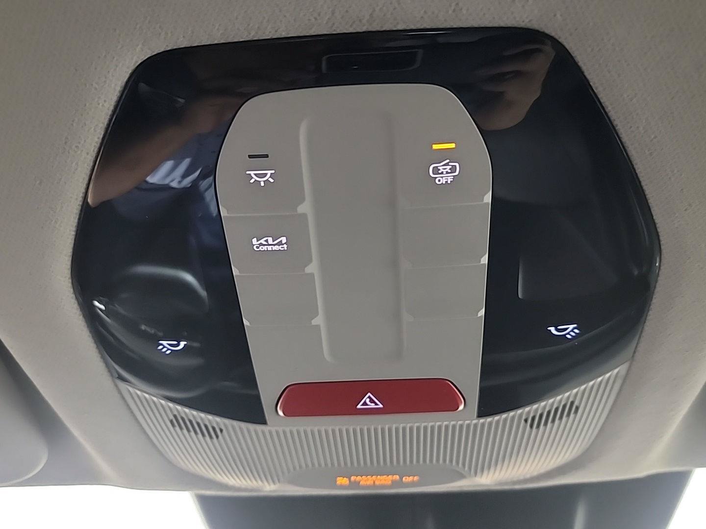 Certified 2025 Kia K4 FWD image 32