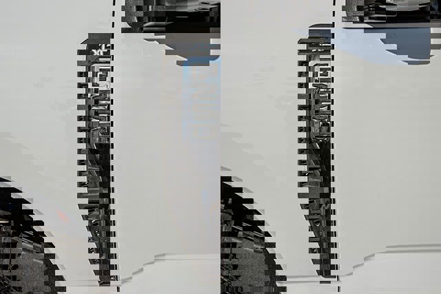 Used 2025 Ford F250 XLT w/ FX4 Off-Road Package image 16