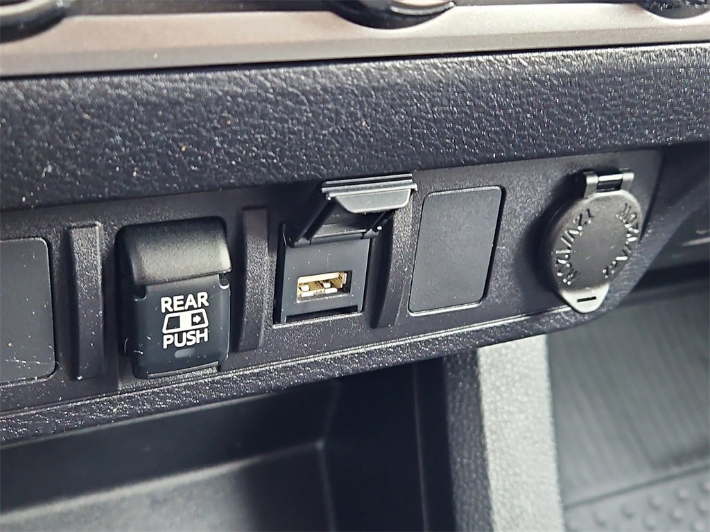 Used 2022 Toyota Tacoma SR5 image 17