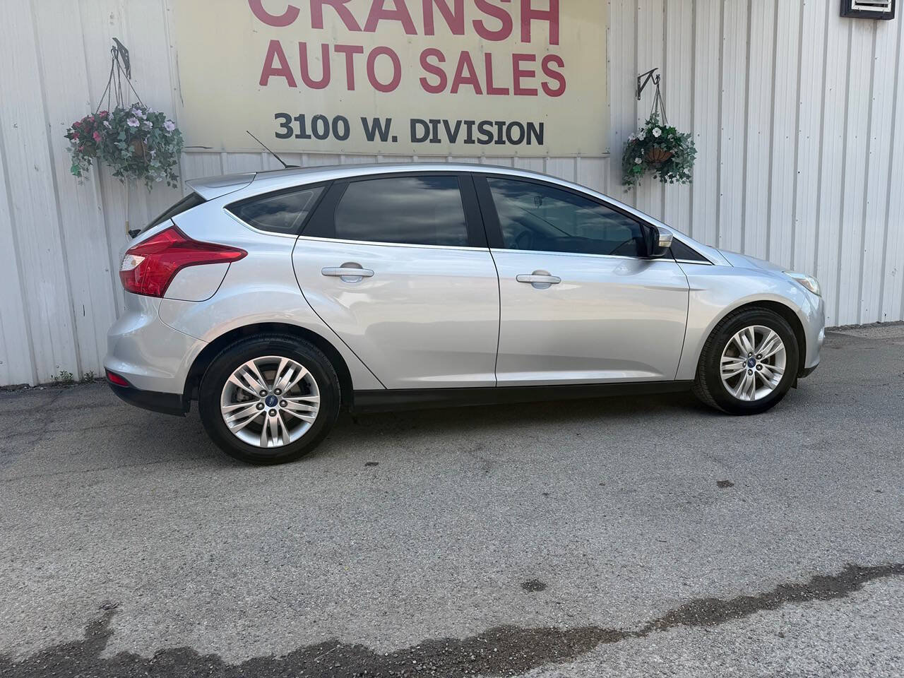 Used 2012 Ford Focus SEL FWD image 3
