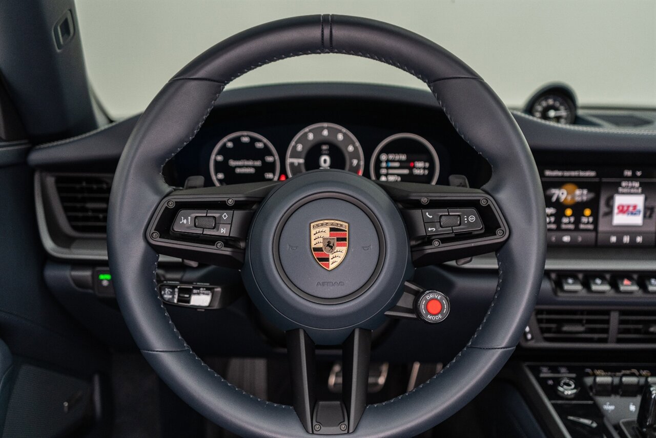 Used 2025 Porsche 911 Carrera w/ Premium Package image 79