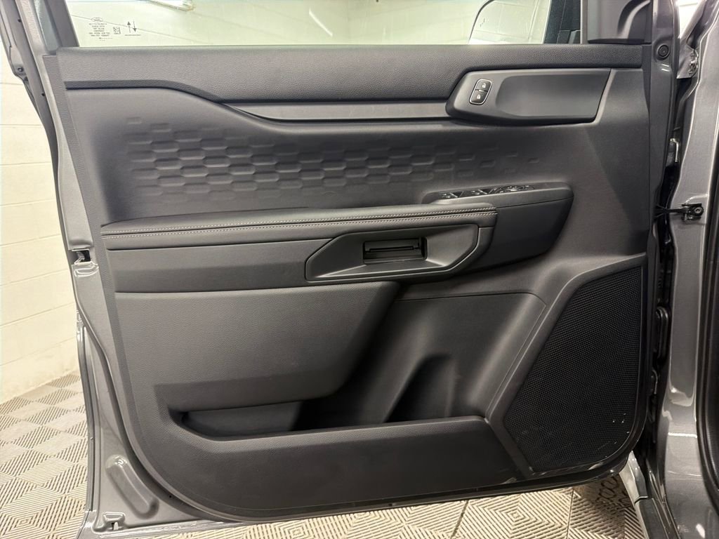 New 2026 Ford Ranger XLT w/ Equipment Group 301A High image 15