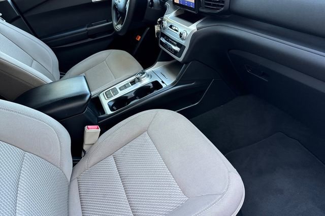 Used 2022 Ford Explorer 2WD image 19
