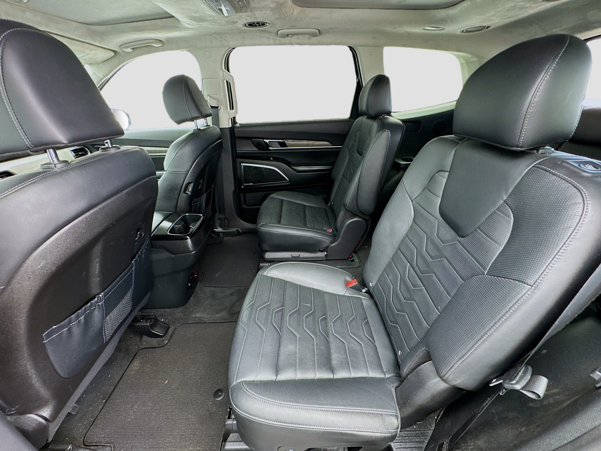 Used 2022 Kia Telluride SX w/ SX Prestige Package AWD/4WD image 16