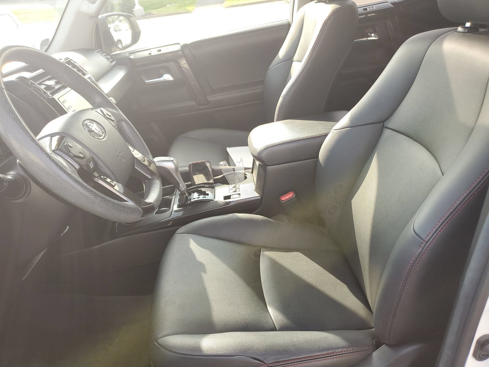 Certified 2020 Toyota 4Runner TRD Off-Road Premium w/ Moonroof Package AWD/4WD image 16