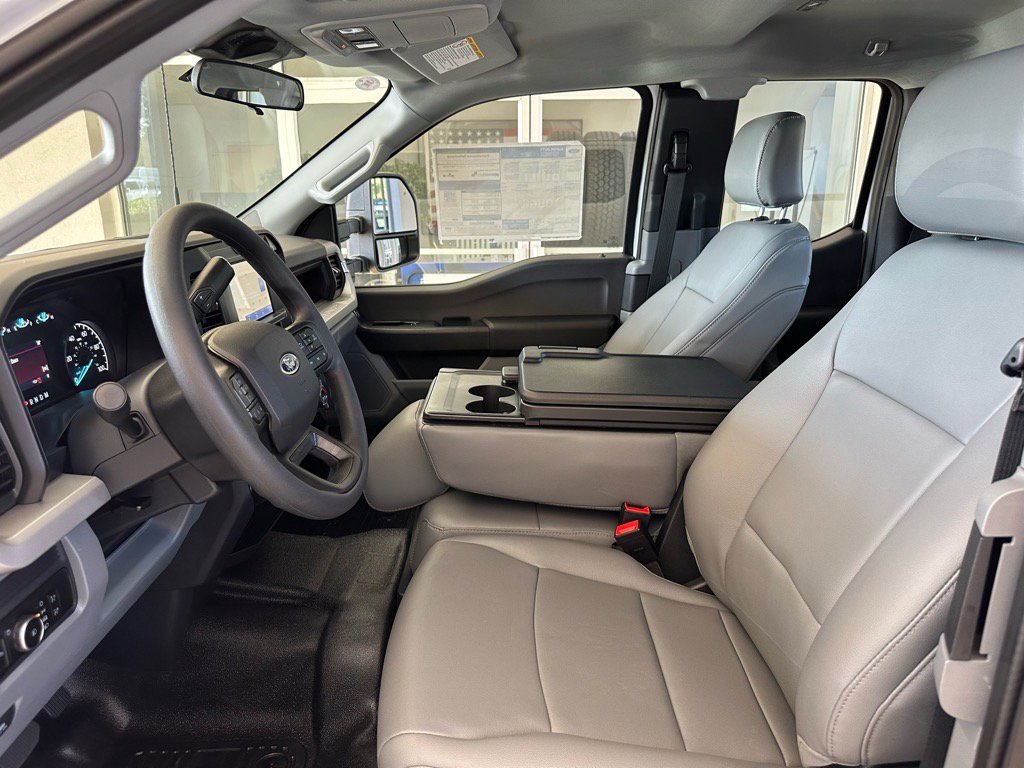 New 2026 Ford F250 XL image 19