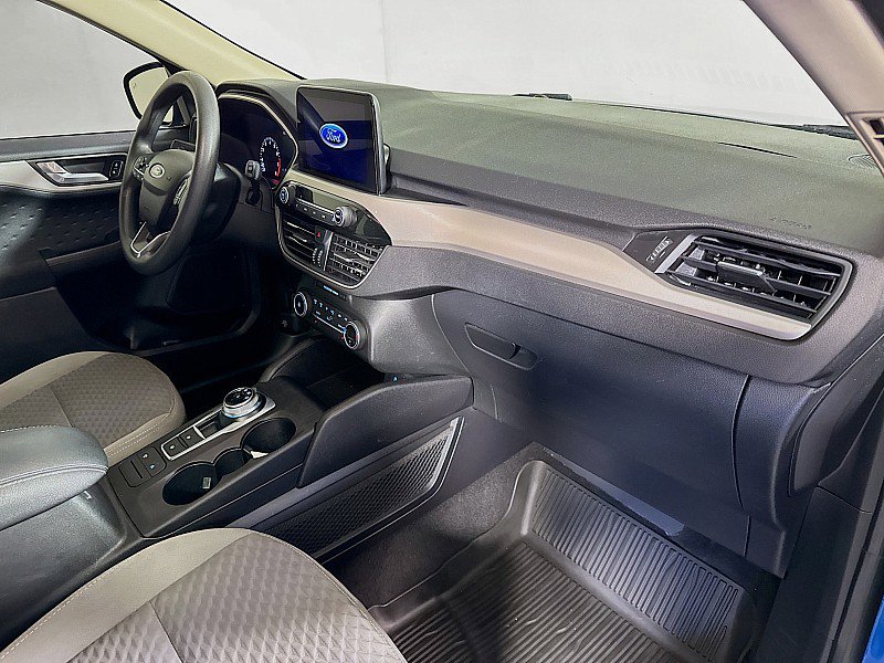 Used 2020 Ford Escape SE image 28
