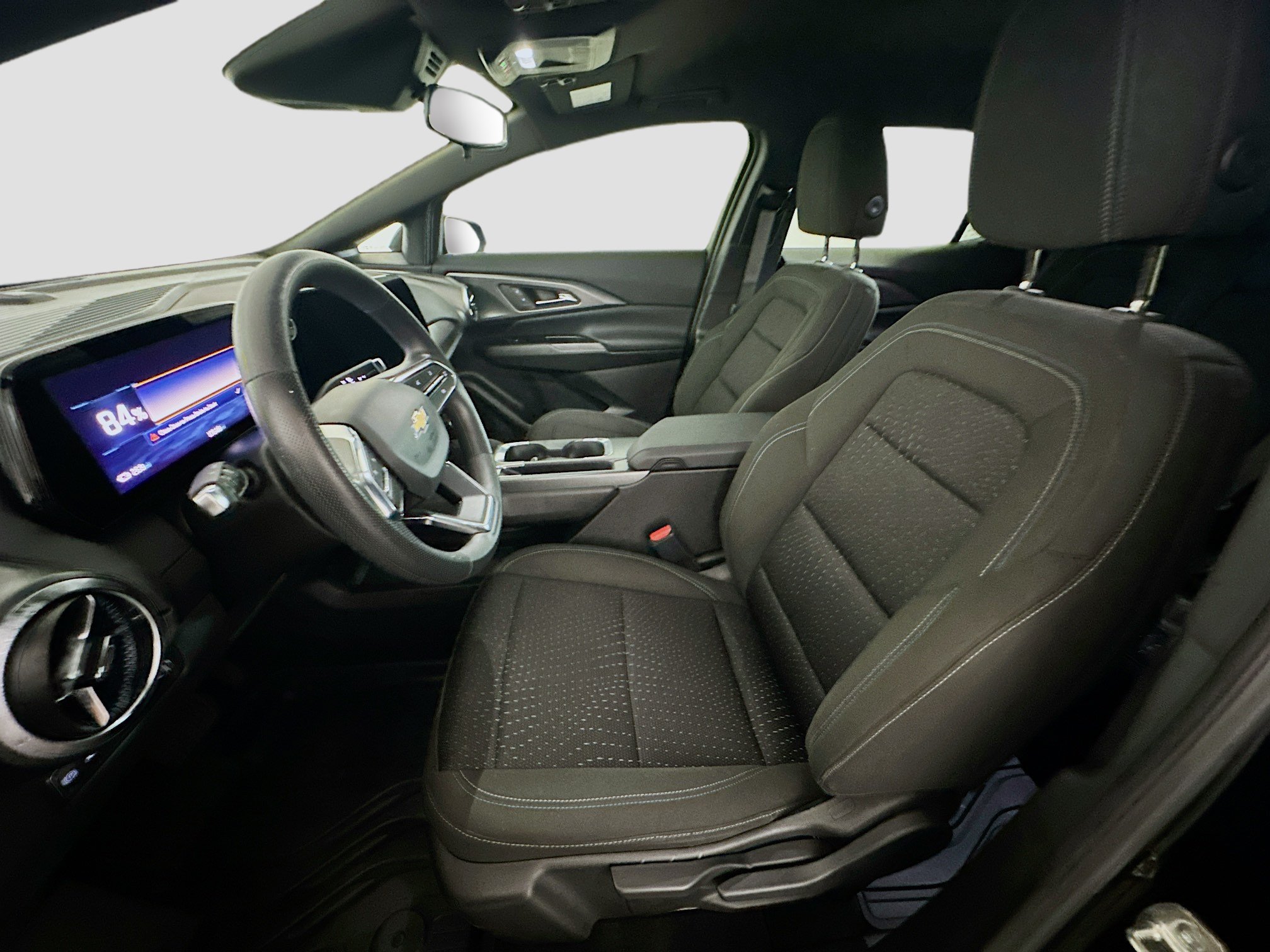 Used 2025 Chevrolet Equinox EV LT FWD image 13