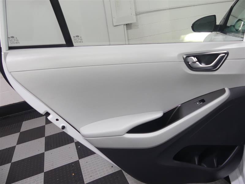 Used 2020 Hyundai Ioniq Limited FWD image 26