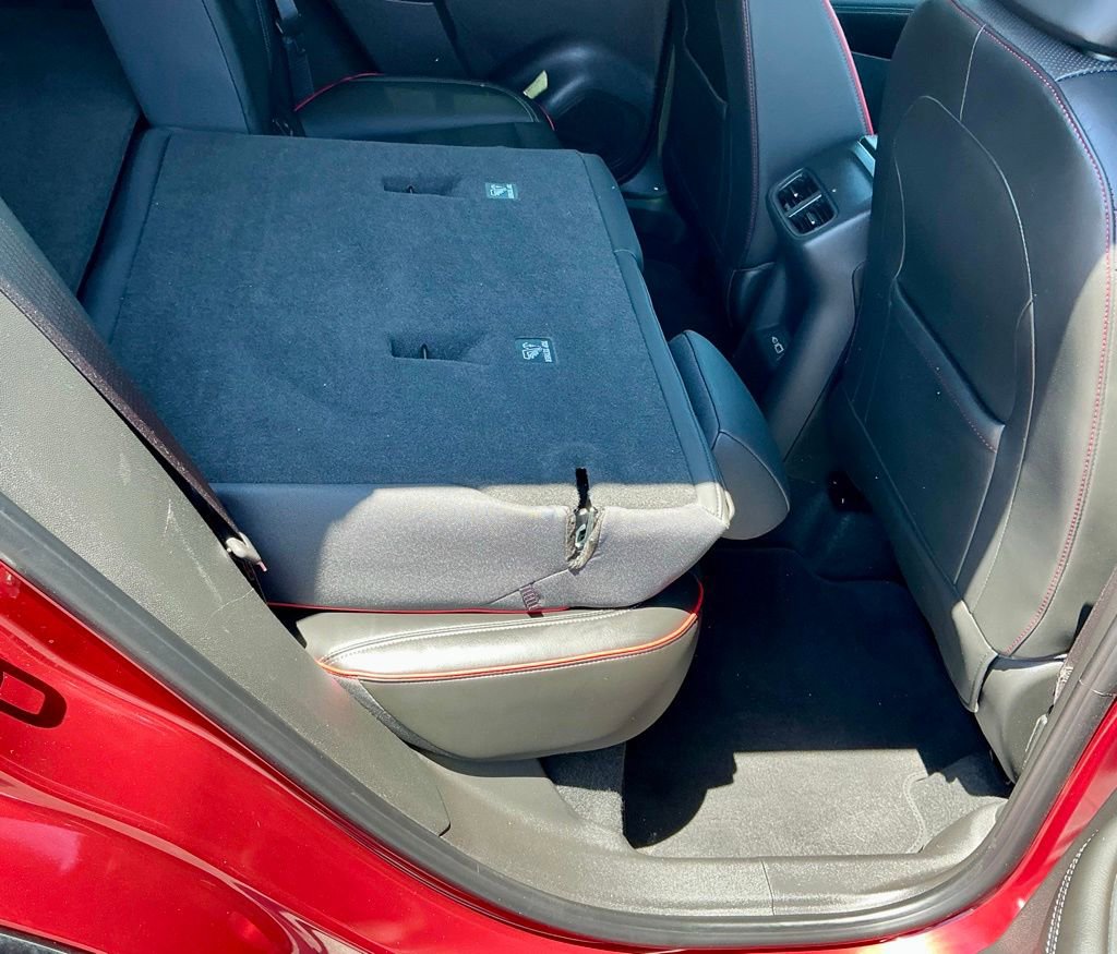 Used 2022 Buick Envision Essence w/ Technology Package II FWD image 30