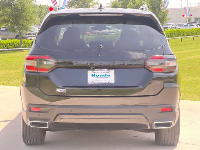 Used 2023 Honda Pilot Elite image 6