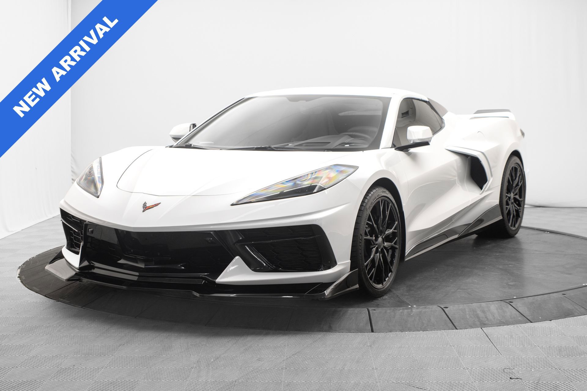 Used 2023 Chevrolet Corvette Stingray Preferred Conv w/ Z51 Performance Package RWD image 15