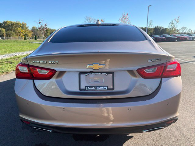 Used 2018 Chevrolet Malibu Premier w/ Premier Sun and Wheel Package FWD image 8