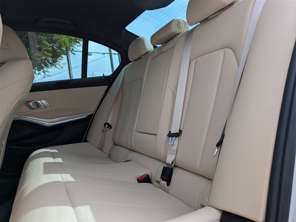 Used 2021 BMW 330i Sedan w/ Convenience Package image 13