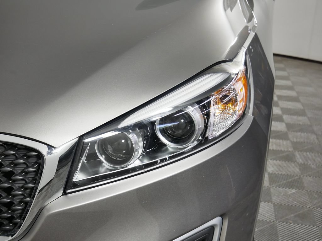Used 2018 Kia Sorento AWD image 14