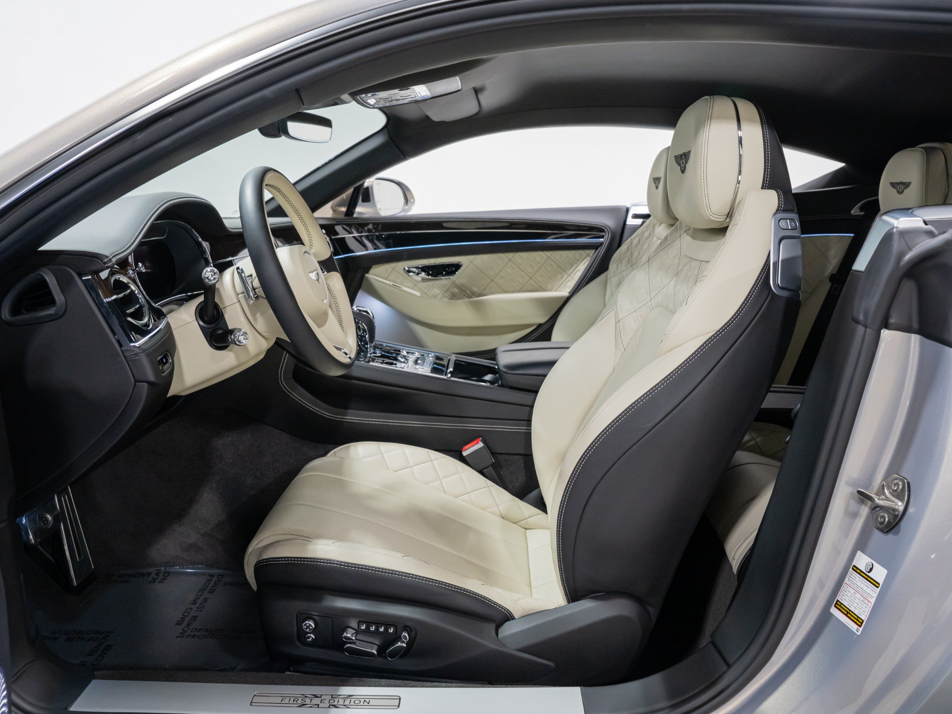 Used 2020 Bentley Continental GT V8 First Edition AWD/4WD image 36