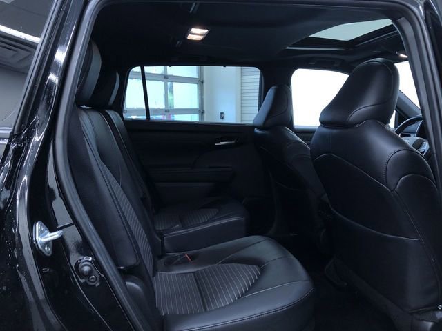 Certified 2025 Toyota Highlander XSE AWD/4WD image 20