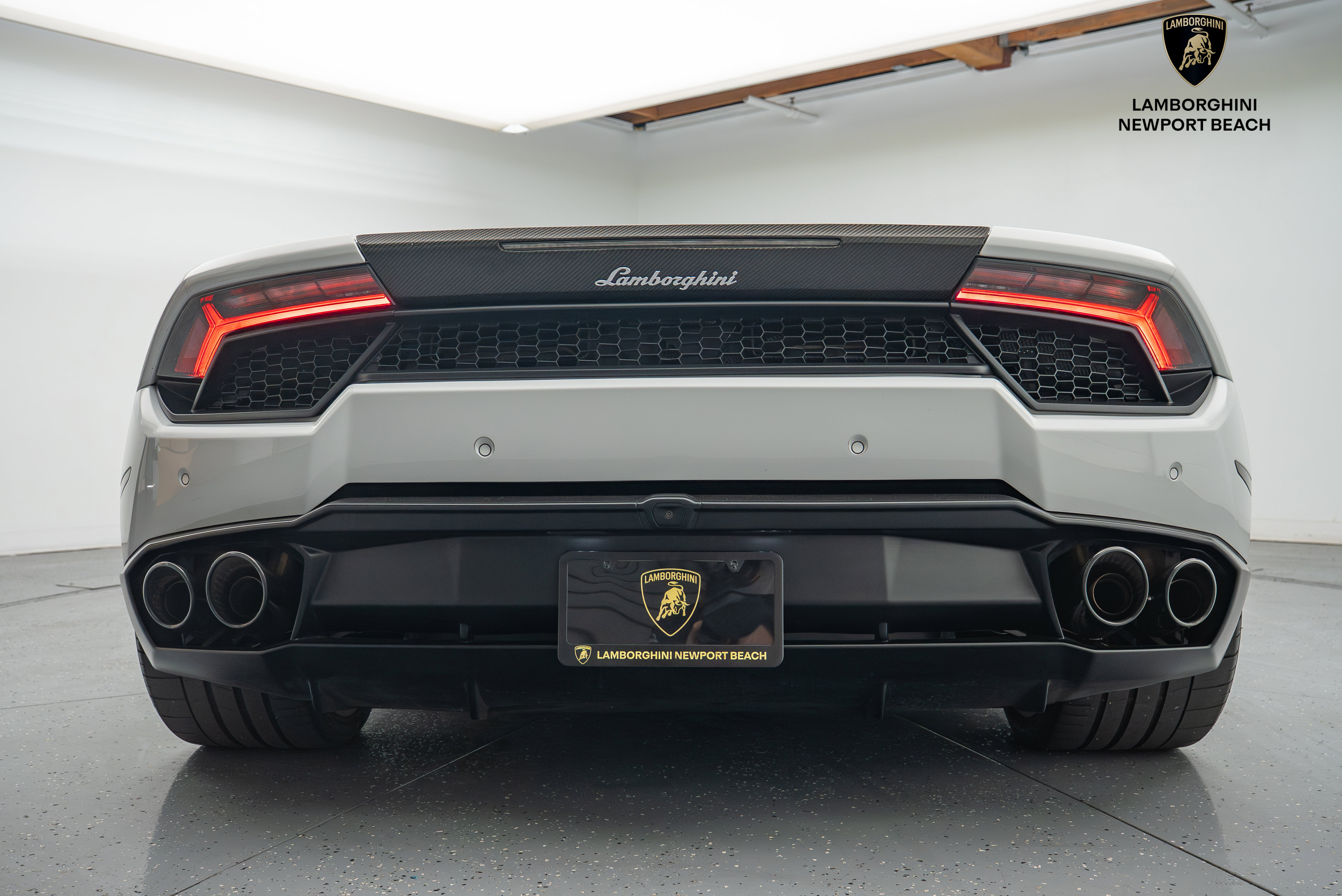 Used 2017 Lamborghini Huracan LP 580-2 image 19