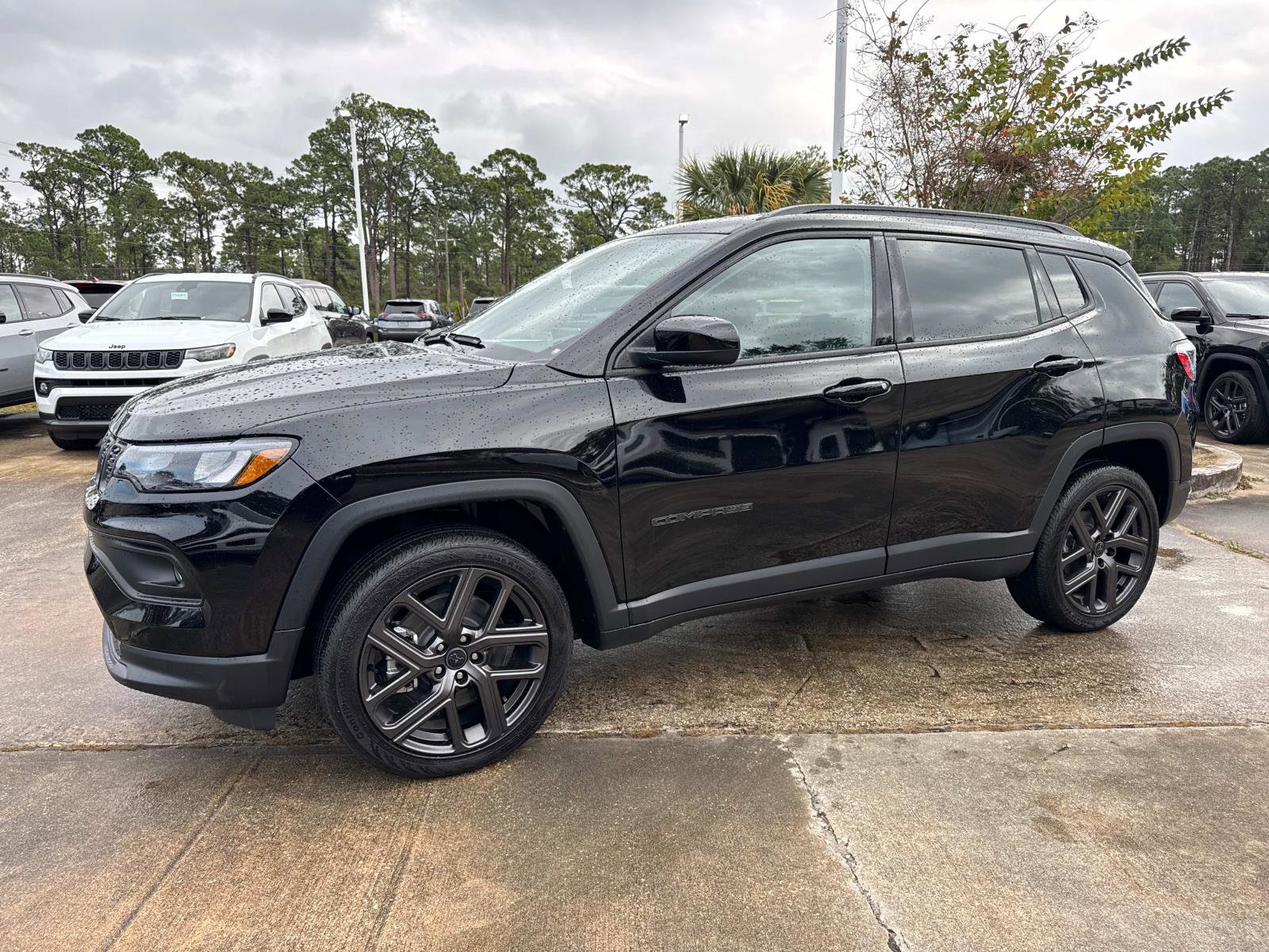 New 2026 Jeep Compass Latitude image 7