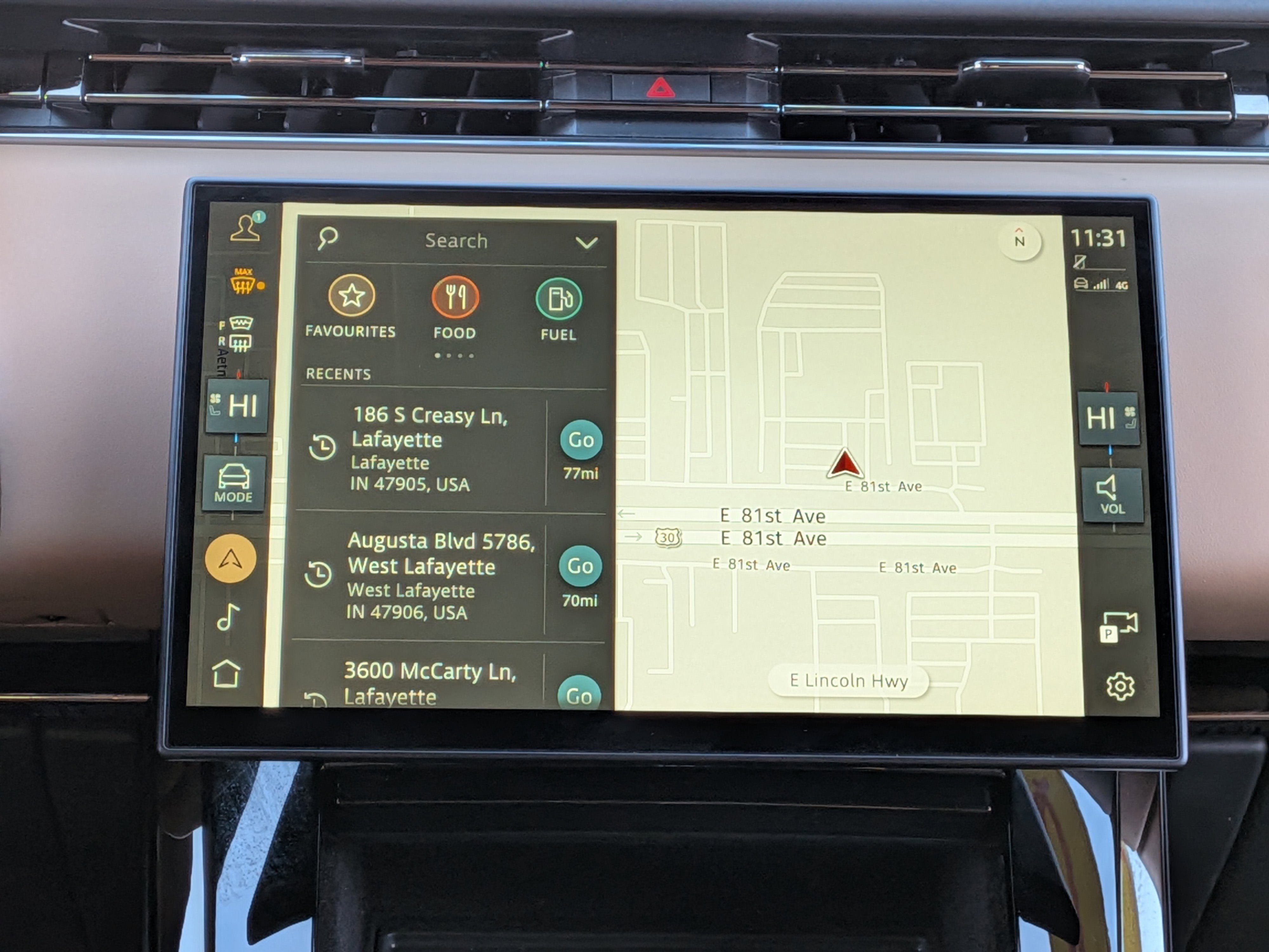 Used 2024 Land Rover Range Rover Sport SE image 31