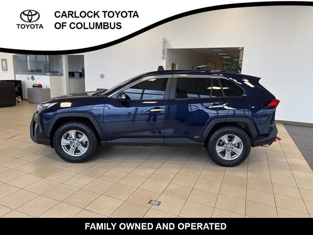 Used 2024 Toyota RAV4 XLE w/ Convenience Package image 2