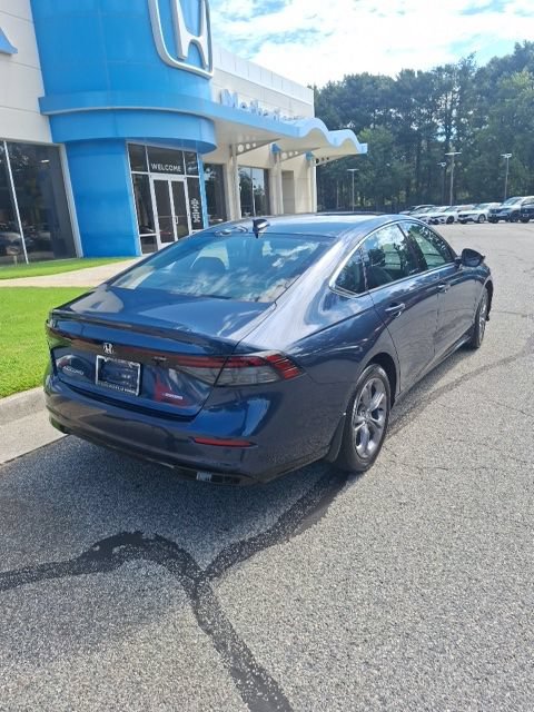 Used 2024 Honda Accord EX-L image 6