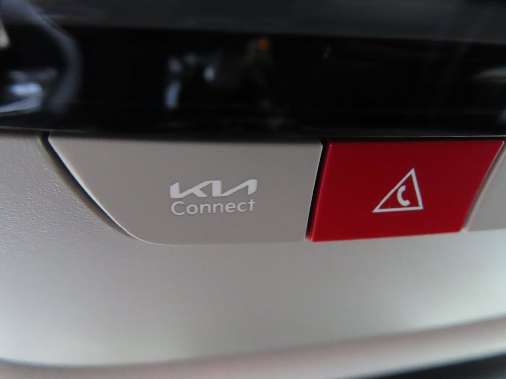 New 2026 Kia Seltos SX w/ SX Sunroof Package image 15