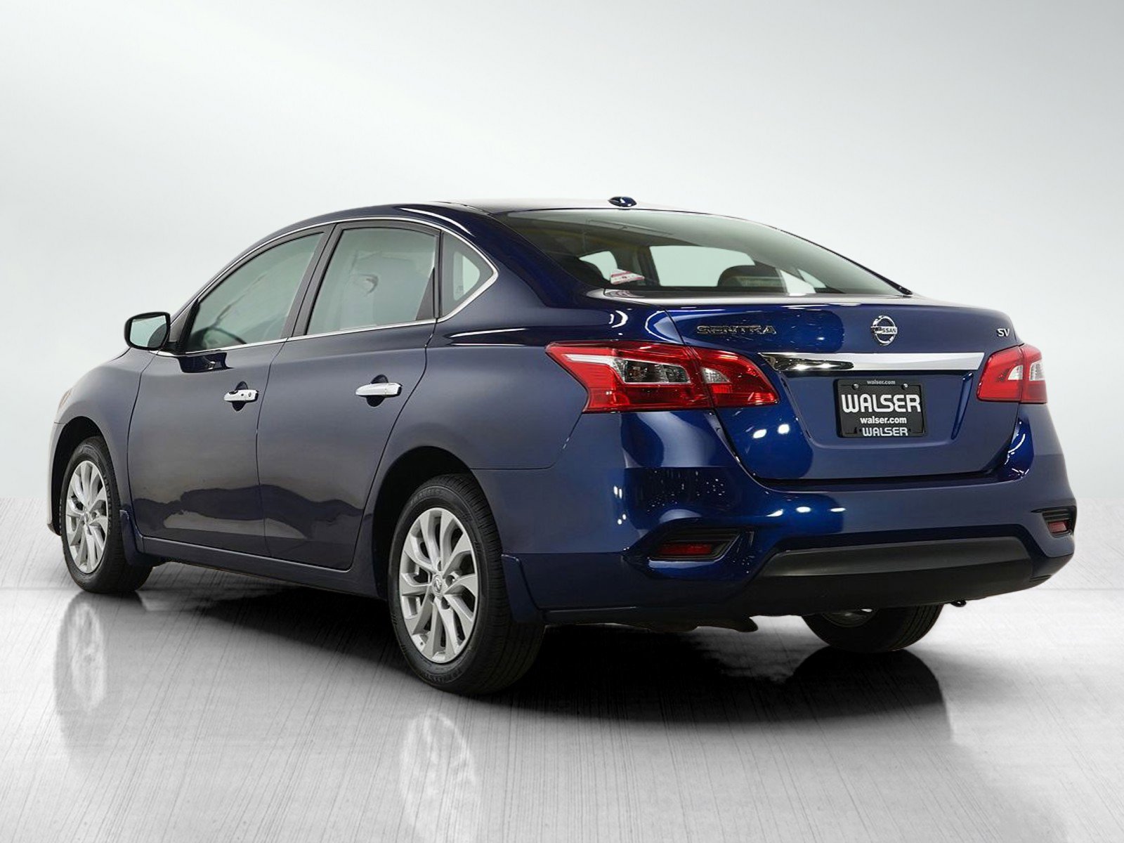 Used 2019 Nissan Sentra SV image 3